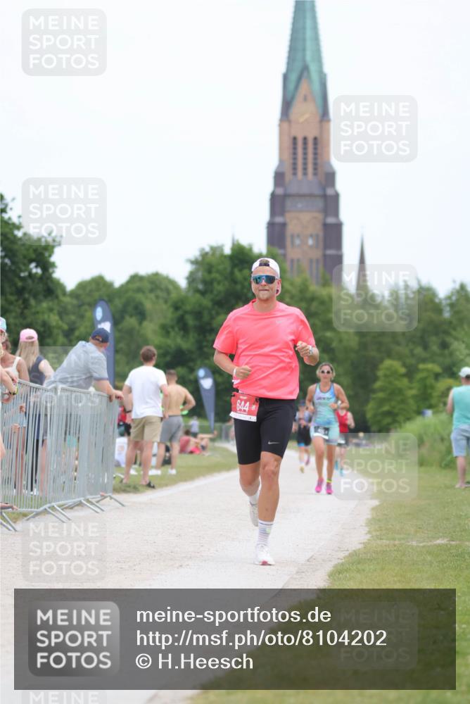 22.06.2025 - Viking Triathlon H.Heesch http://msf.ph/oto/8104202 22.06.2025 13:40:42 Laufen 388, 407, 644 meine-sportfotos.de