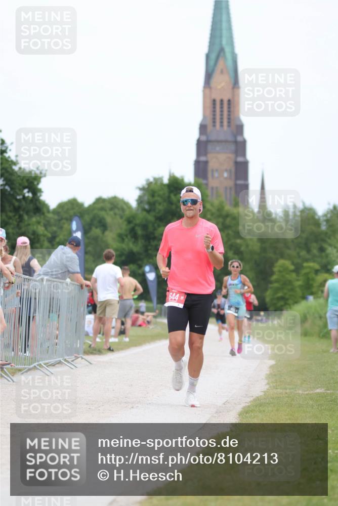 22.06.2025 - Viking Triathlon H.Heesch http://msf.ph/oto/8104213 22.06.2025 13:40:42 Laufen 388, 407, 644 meine-sportfotos.de