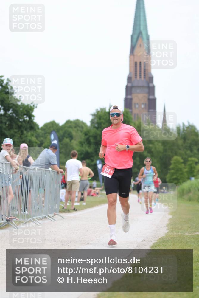 22.06.2025 - Viking Triathlon H.Heesch http://msf.ph/oto/8104231 22.06.2025 13:40:42 Laufen 388, 407, 644 meine-sportfotos.de