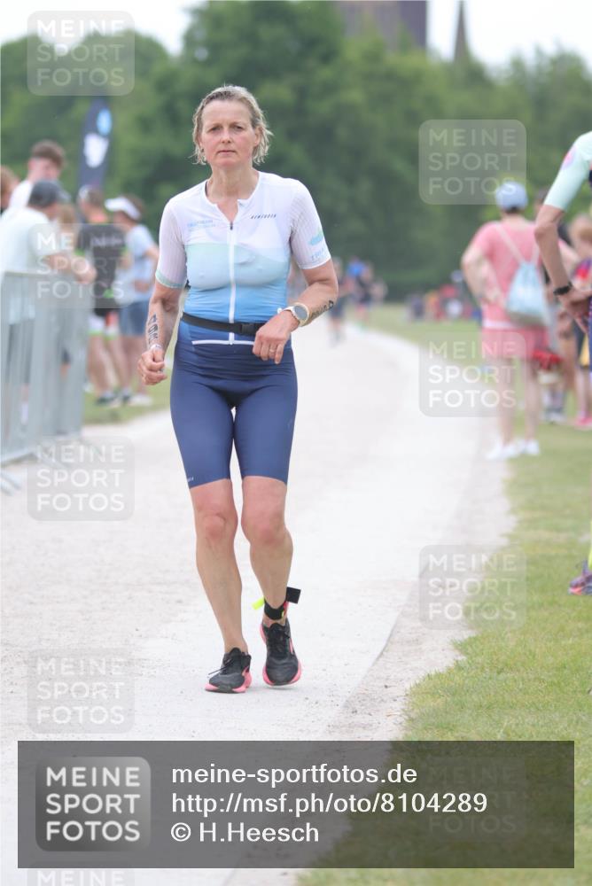 22.06.2025 - Viking Triathlon H.Heesch http://msf.ph/oto/8104289 22.06.2025 15:55:03 Laufen 357, 498 meine-sportfotos.de