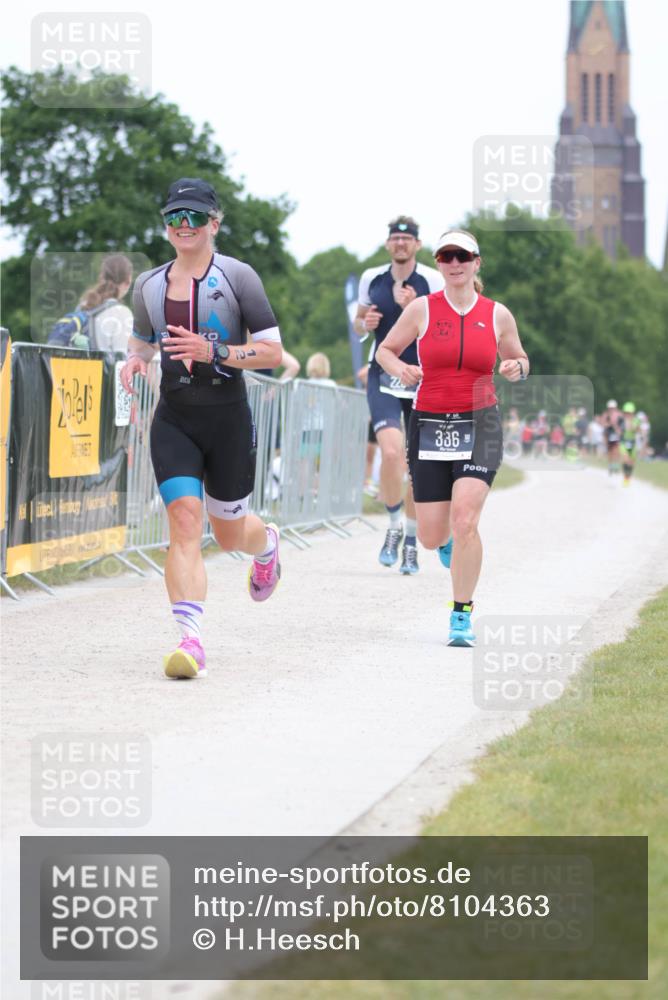 22.06.2025 - Viking Triathlon H.Heesch http://msf.ph/oto/8104363 22.06.2025 13:40:55 Laufen 12, 223, 254, 336, 465 meine-sportfotos.de