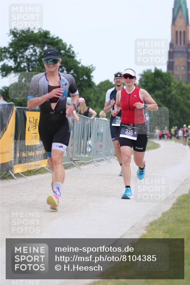 22.06.2025 - Viking Triathlon H.Heesch http://msf.ph/oto/8104385 22.06.2025 13:40:55 Laufen 12, 223, 254, 336, 465 meine-sportfotos.de