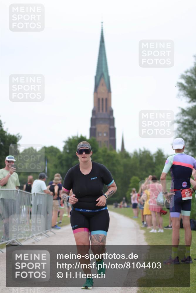22.06.2025 - Viking Triathlon H.Heesch http://msf.ph/oto/8104403 22.06.2025 15:55:39 Laufen 197, 201 meine-sportfotos.de