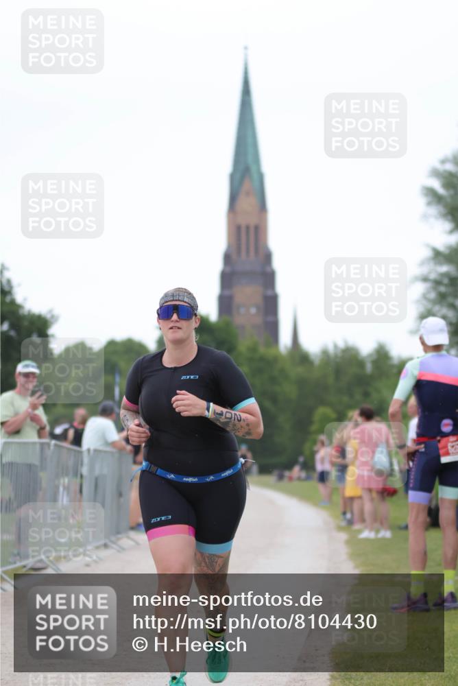 22.06.2025 - Viking Triathlon H.Heesch http://msf.ph/oto/8104430 22.06.2025 15:55:40 Laufen 197, 201 meine-sportfotos.de