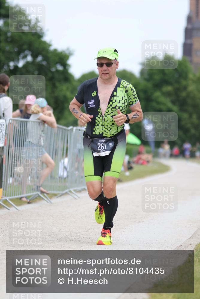 22.06.2025 - Viking Triathlon H.Heesch http://msf.ph/oto/8104435 22.06.2025 13:41:13 Laufen 261, 327 meine-sportfotos.de