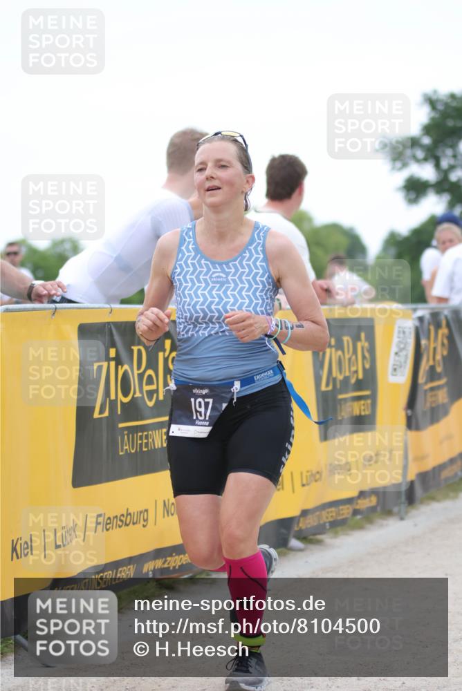 22.06.2025 - Viking Triathlon H.Heesch http://msf.ph/oto/8104500 22.06.2025 15:55:46 Laufen 197 meine-sportfotos.de
