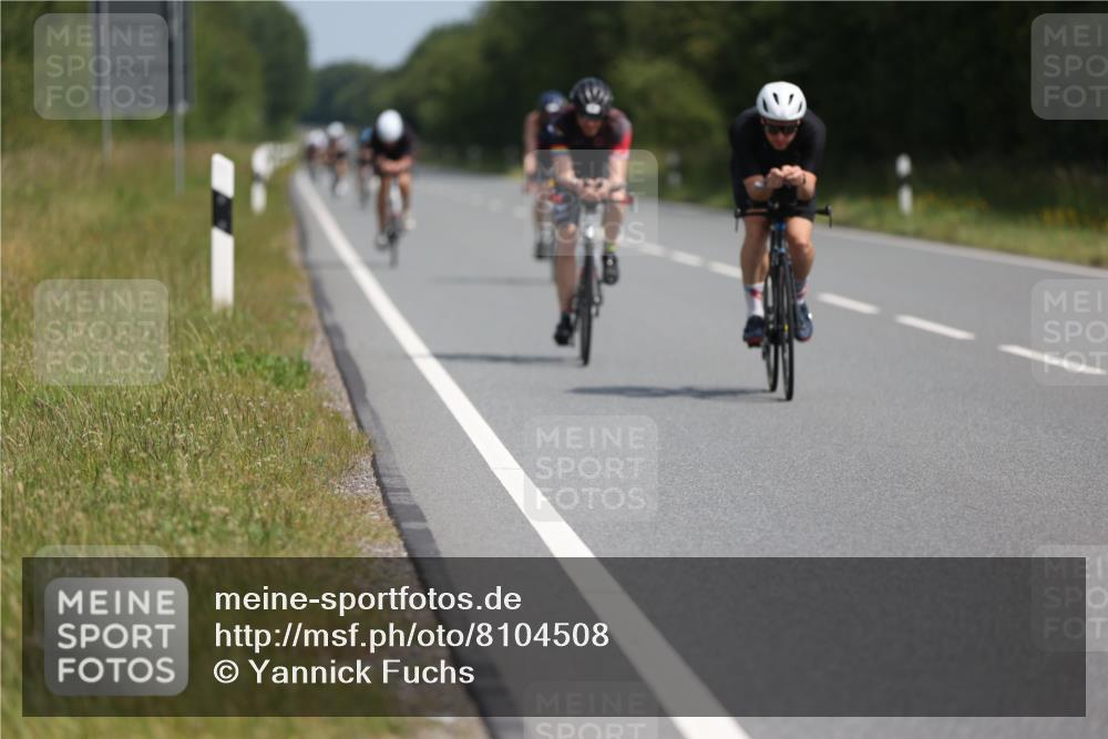 22.06.2025 - Viking Triathlon Yannick Fuchs http://msf.ph/oto/8104508 22.06.2025 11:28:10 Radfahren 86, 210, 266, 331, 337, 433, 454, 459, 639 meine-sportfotos.de