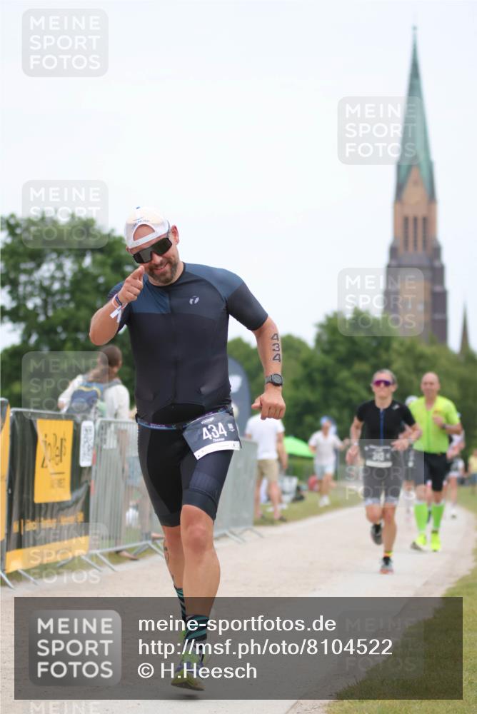 22.06.2025 - Viking Triathlon H.Heesch http://msf.ph/oto/8104522 22.06.2025 13:41:25 Laufen 40, 263, 343, 434 meine-sportfotos.de