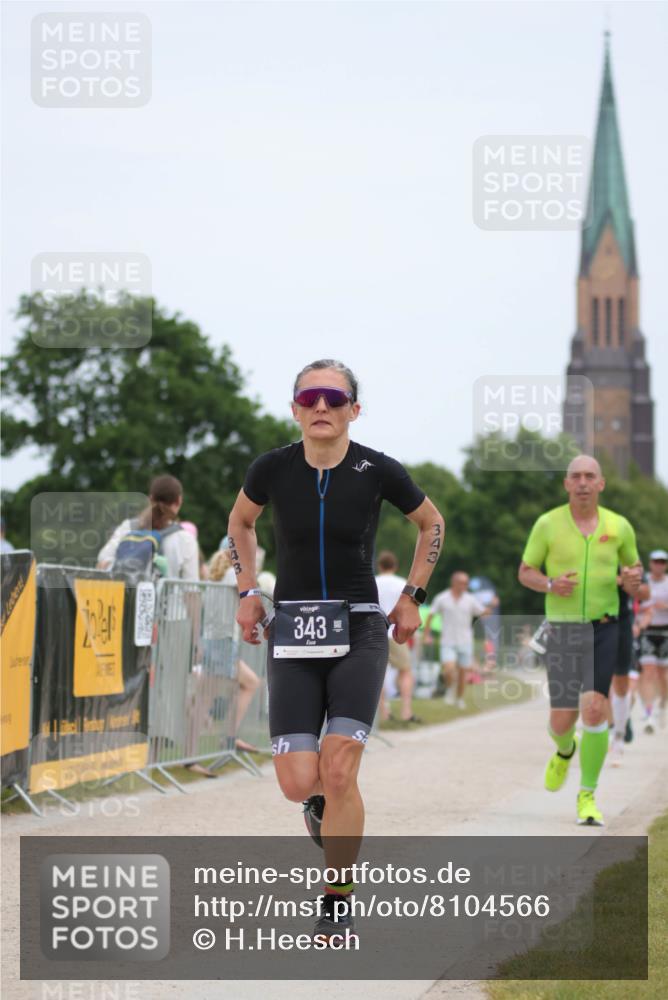 22.06.2025 - Viking Triathlon H.Heesch http://msf.ph/oto/8104566 22.06.2025 13:41:27 Laufen 40, 199, 263, 343, 434 meine-sportfotos.de
