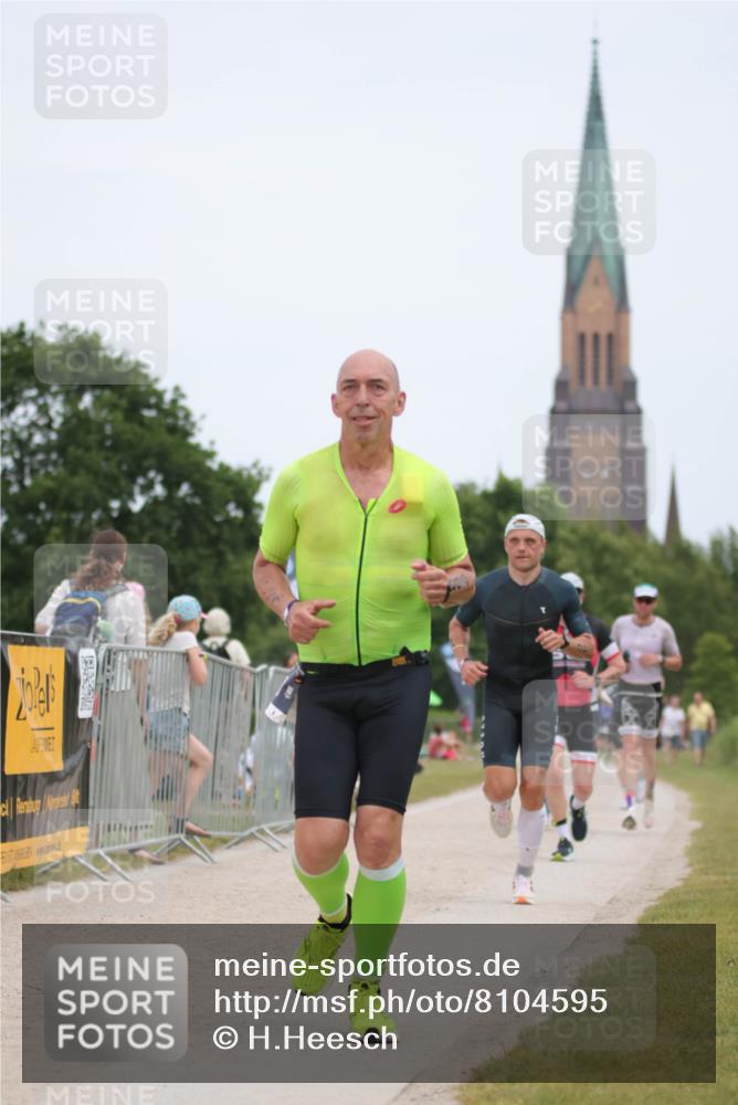 22.06.2025 - Viking Triathlon H.Heesch http://msf.ph/oto/8104595 22.06.2025 13:41:29 Laufen 40, 199, 263, 343, 434, 448, 510 meine-sportfotos.de