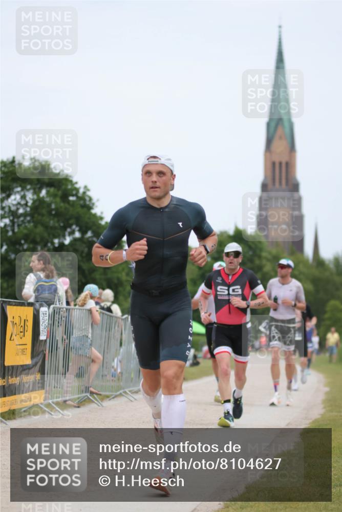 22.06.2025 - Viking Triathlon H.Heesch http://msf.ph/oto/8104627 22.06.2025 13:41:31 Laufen 40, 199, 263, 343, 448, 510, 536 meine-sportfotos.de