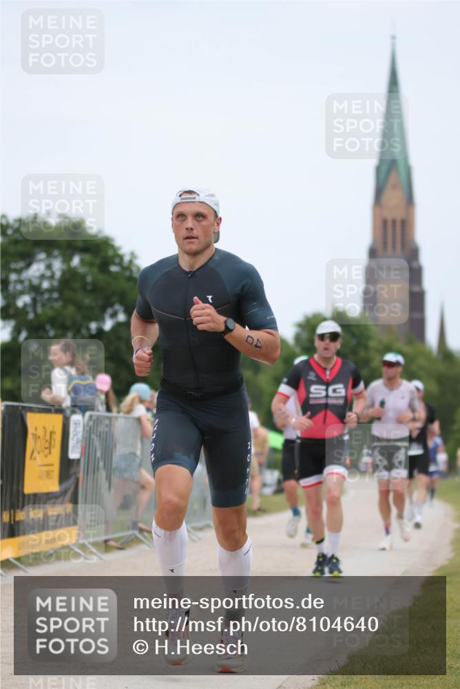 22.06.2025 - Viking Triathlon H.Heesch http://msf.ph/oto/8104640 22.06.2025 13:41:32 Laufen 40, 199, 263, 343, 448, 510, 536 meine-sportfotos.de