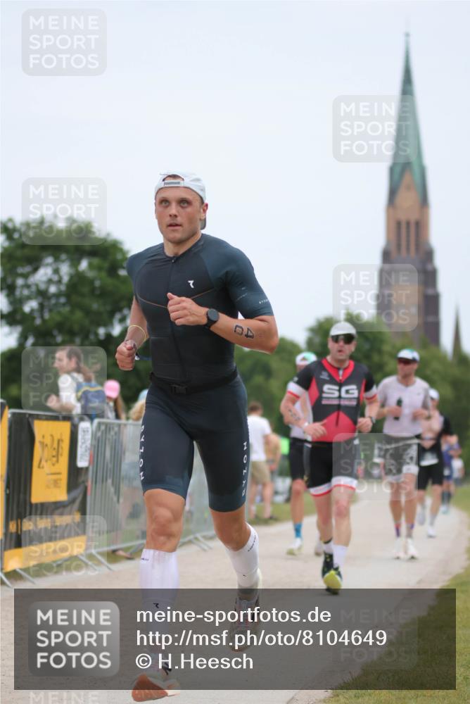 22.06.2025 - Viking Triathlon H.Heesch http://msf.ph/oto/8104649 22.06.2025 13:41:32 Laufen 40, 199, 263, 343, 448, 510, 536 meine-sportfotos.de