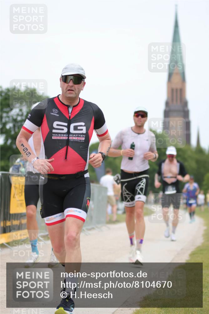 22.06.2025 - Viking Triathlon H.Heesch http://msf.ph/oto/8104670 22.06.2025 13:41:35 Laufen 40, 135, 199, 448, 510, 536 meine-sportfotos.de