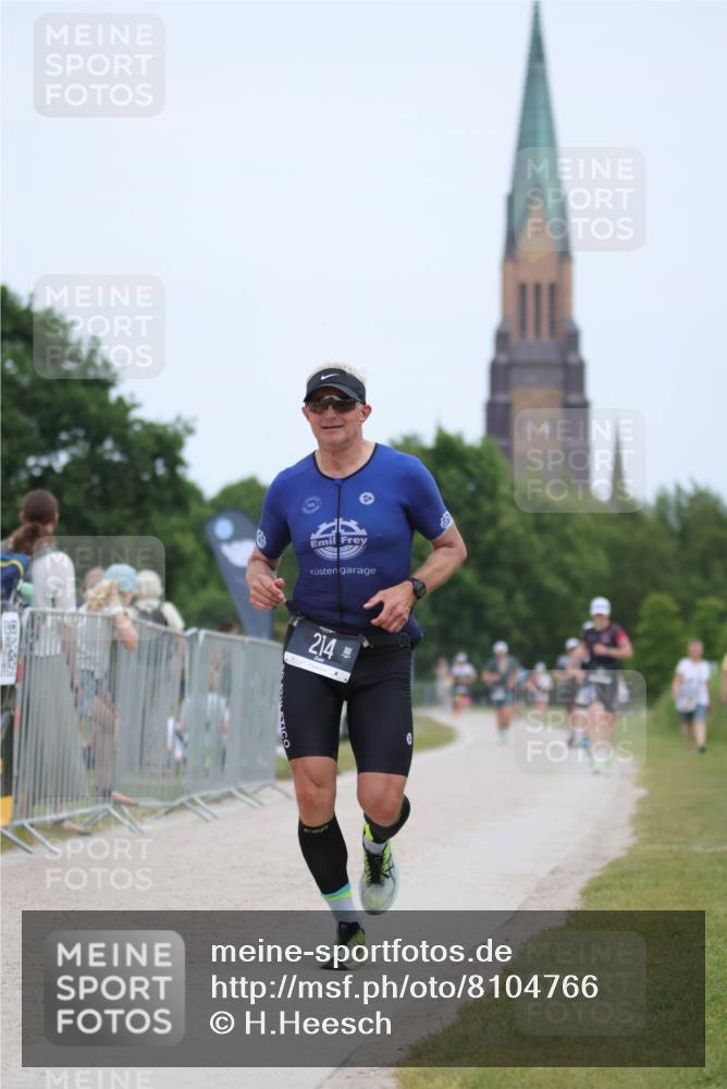 22.06.2025 - Viking Triathlon H.Heesch http://msf.ph/oto/8104766 22.06.2025 13:41:56 Laufen 214 meine-sportfotos.de