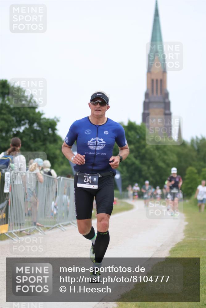 22.06.2025 - Viking Triathlon H.Heesch http://msf.ph/oto/8104777 22.06.2025 13:41:56 Laufen 214 meine-sportfotos.de
