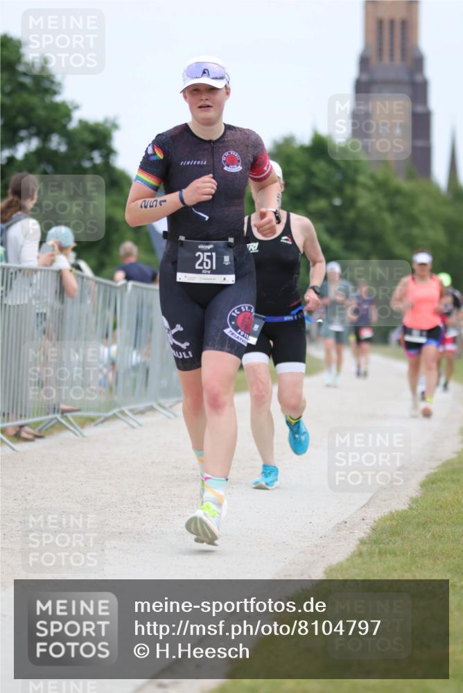 22.06.2025 - Viking Triathlon H.Heesch http://msf.ph/oto/8104797 22.06.2025 13:42:05 Laufen 89, 251, 282 meine-sportfotos.de