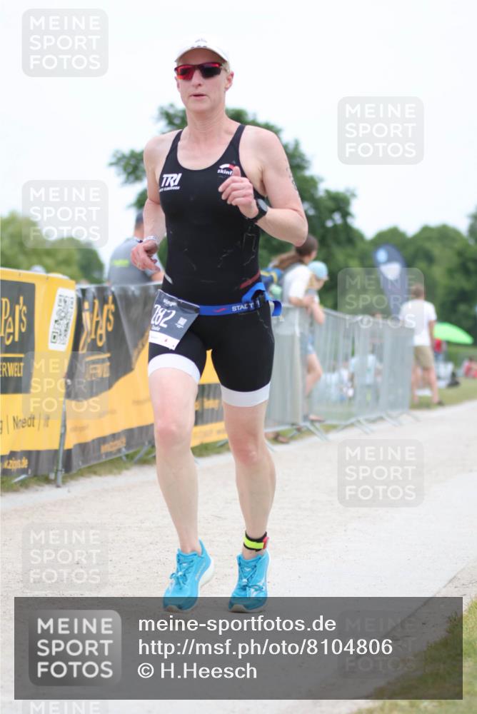 22.06.2025 - Viking Triathlon H.Heesch http://msf.ph/oto/8104806 22.06.2025 13:42:07 Laufen 89, 132, 251, 282 meine-sportfotos.de