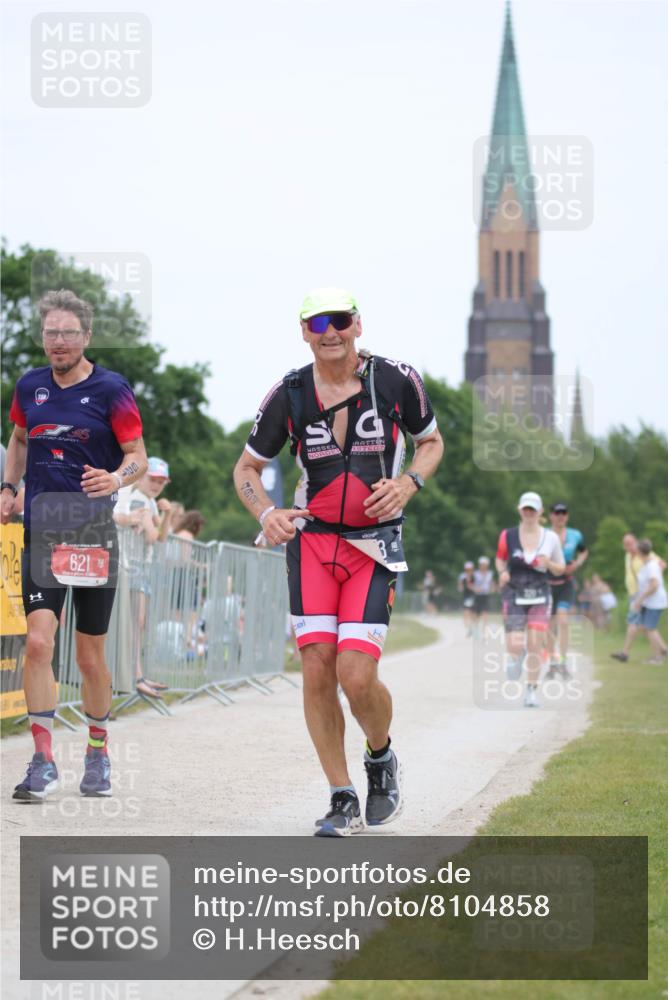 22.06.2025 - Viking Triathlon H.Heesch http://msf.ph/oto/8104858 22.06.2025 13:42:18 Laufen 132, 209, 316, 320, 326, 493, 621 meine-sportfotos.de