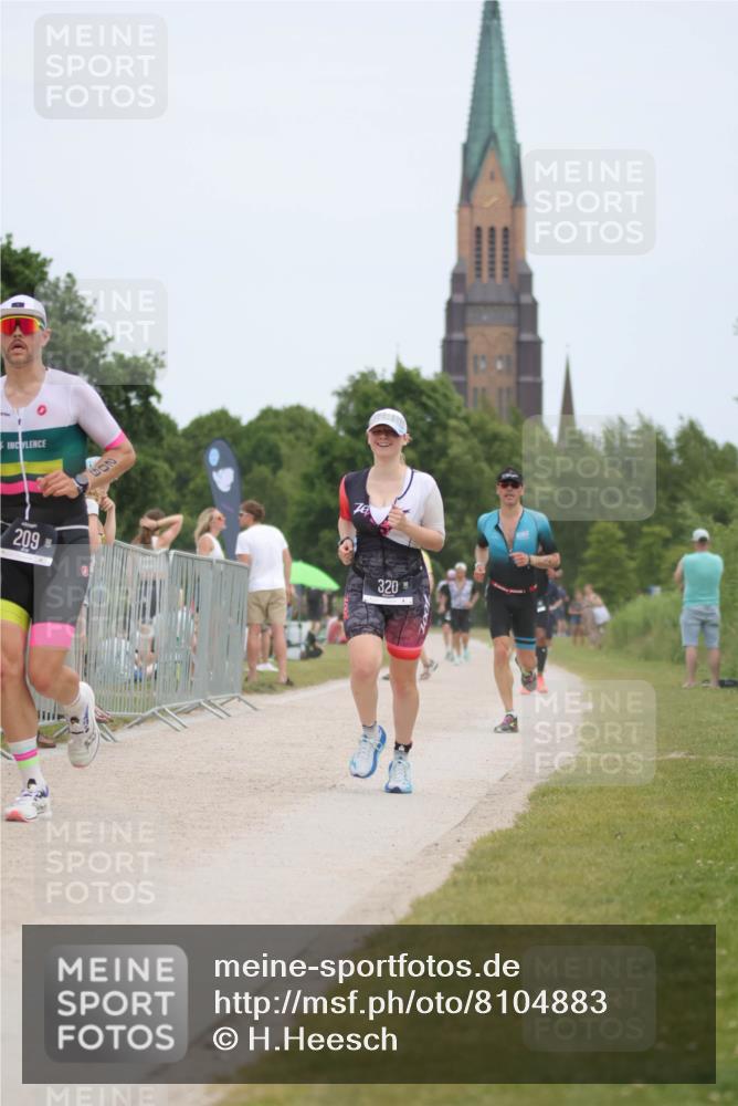 22.06.2025 - Viking Triathlon H.Heesch http://msf.ph/oto/8104883 22.06.2025 13:42:21 Laufen 209, 316, 320, 326, 493, 621 meine-sportfotos.de