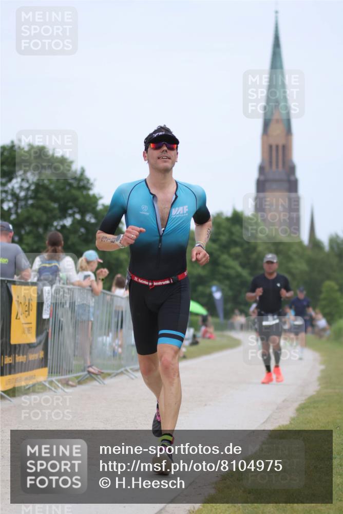22.06.2025 - Viking Triathlon H.Heesch http://msf.ph/oto/8104975 22.06.2025 13:42:25 Laufen 83, 209, 316, 320 meine-sportfotos.de