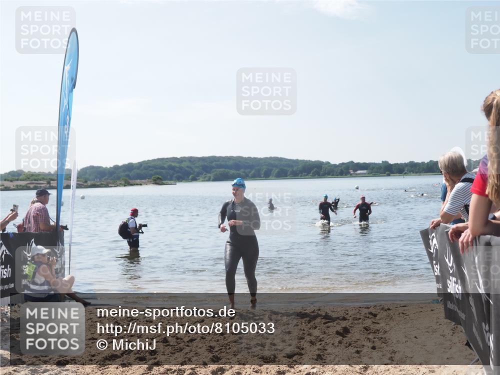22.06.2025 - Viking Triathlon MichiJ http://msf.ph/oto/8105033 22.06.2025 10:48:47 Schwimmen 166, 412, 607 meine-sportfotos.de