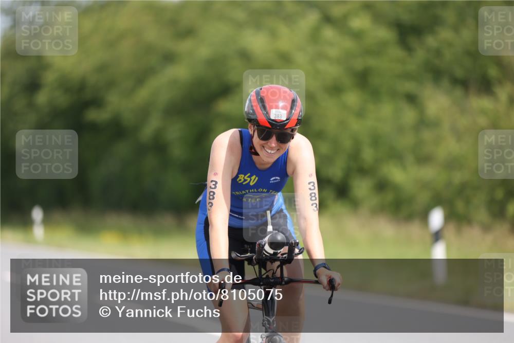 22.06.2025 - Viking Triathlon Yannick Fuchs http://msf.ph/oto/8105075 22.06.2025 12:09:24 Radfahren 31, 140, 195, 383, 446 meine-sportfotos.de