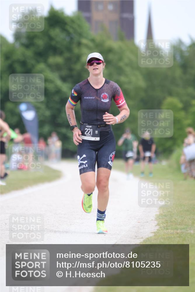 22.06.2025 - Viking Triathlon H.Heesch http://msf.ph/oto/8105235 22.06.2025 13:43:41 Laufen 221 meine-sportfotos.de