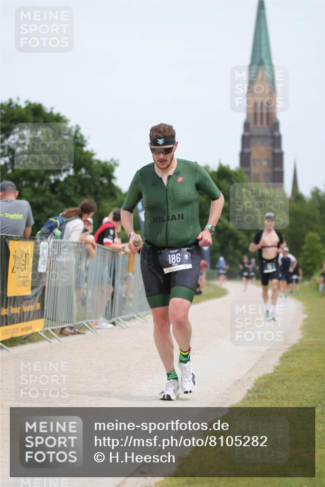 22.06.2025 - Viking Triathlon H.Heesch http://msf.ph/oto/8105282 22.06.2025 13:44:03 Laufen 186, 501 meine-sportfotos.de
