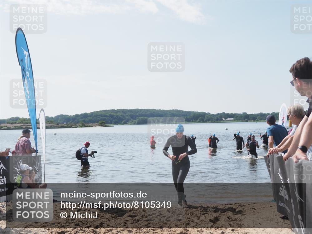22.06.2025 - Viking Triathlon MichiJ http://msf.ph/oto/8105349 22.06.2025 10:50:24 Schwimmen 24, 202, 418, 431, 463 meine-sportfotos.de