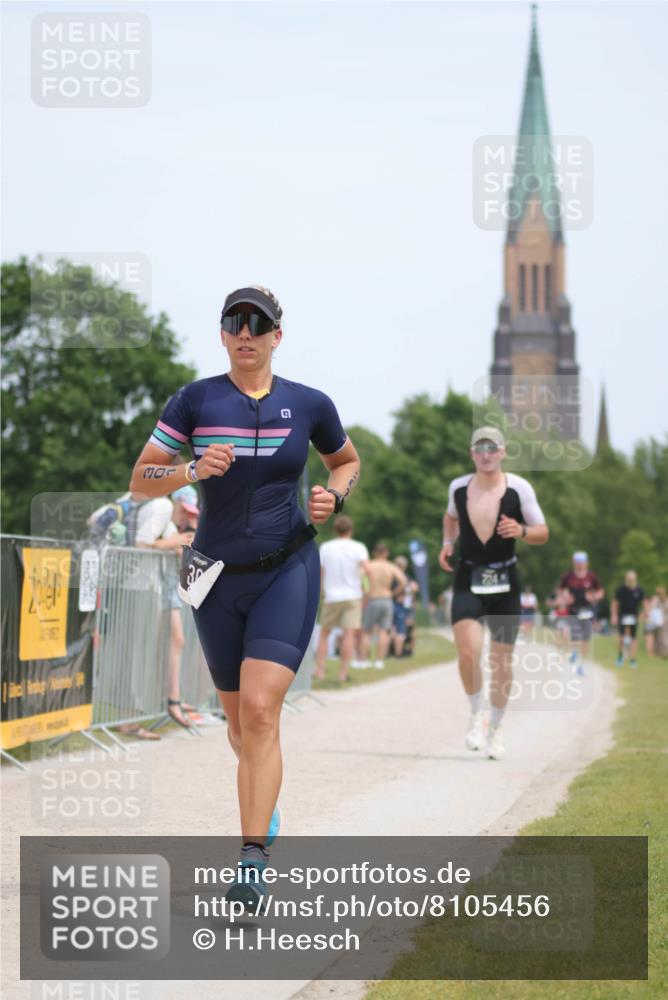 22.06.2025 - Viking Triathlon H.Heesch http://msf.ph/oto/8105456 22.06.2025 13:44:55 Laufen 224, 301, 517, 610 meine-sportfotos.de