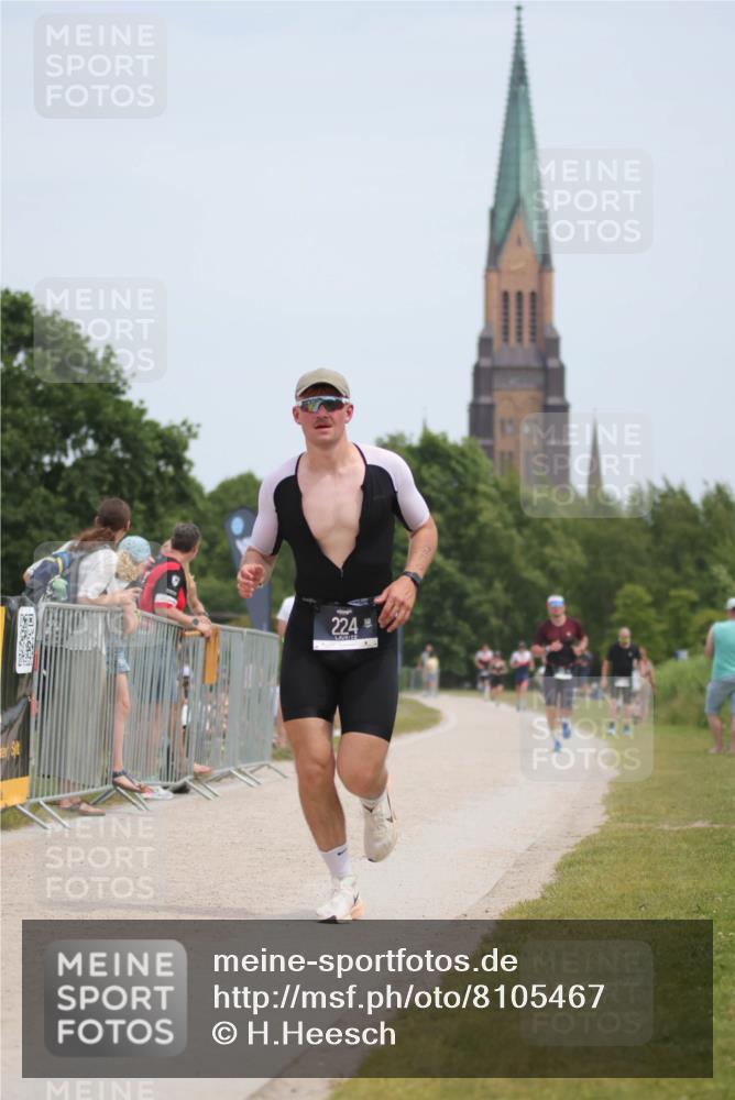 22.06.2025 - Viking Triathlon H.Heesch http://msf.ph/oto/8105467 22.06.2025 13:44:57 Laufen 224, 301, 610 meine-sportfotos.de