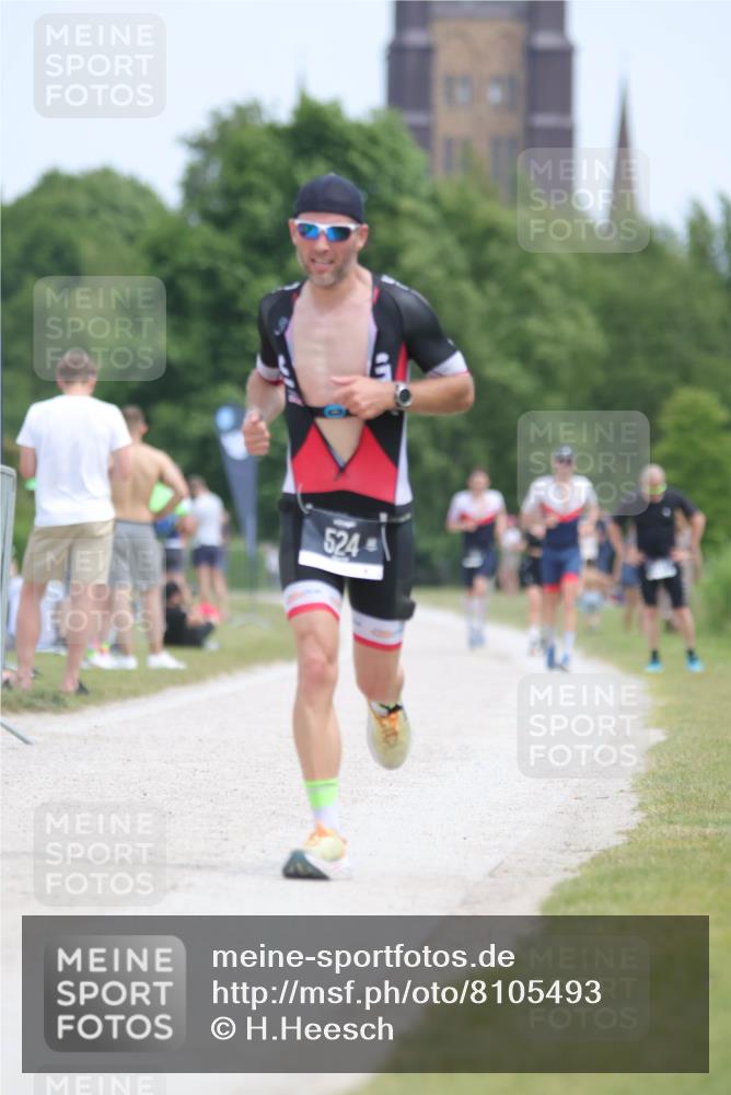 22.06.2025 - Viking Triathlon H.Heesch http://msf.ph/oto/8105493 22.06.2025 13:45:09 Laufen 53, 524 meine-sportfotos.de