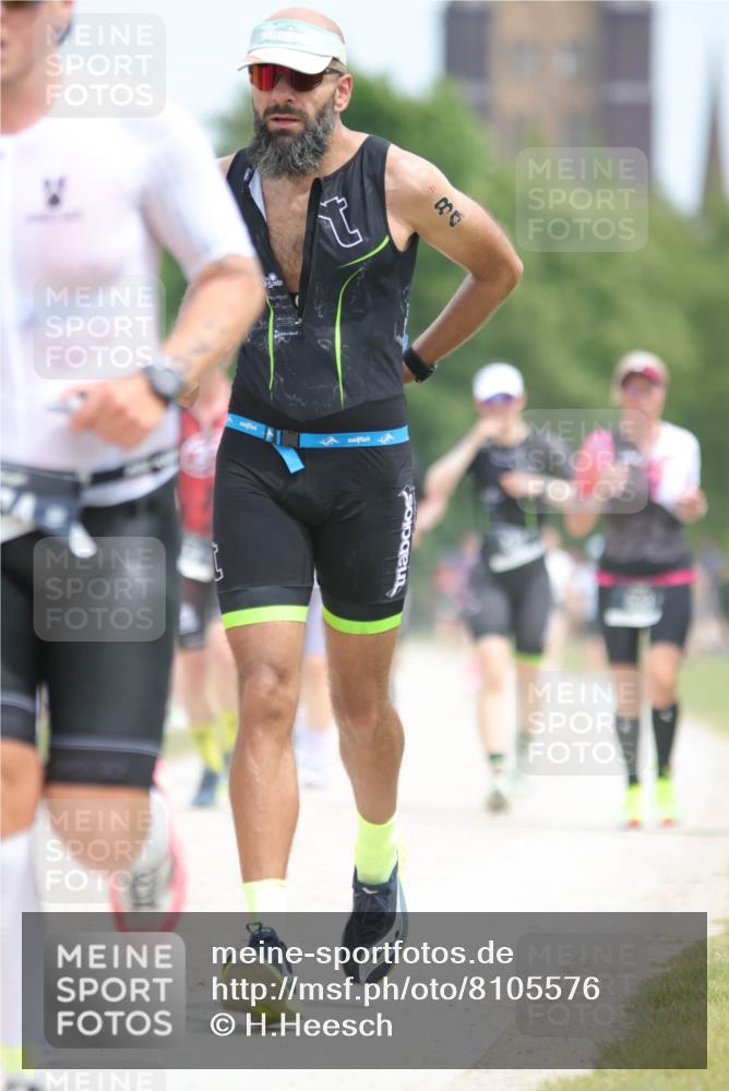 22.06.2025 - Viking Triathlon H.Heesch http://msf.ph/oto/8105576 22.06.2025 13:45:52 Laufen 84, 124, 149, 273, 428, 438, 474, 533 meine-sportfotos.de