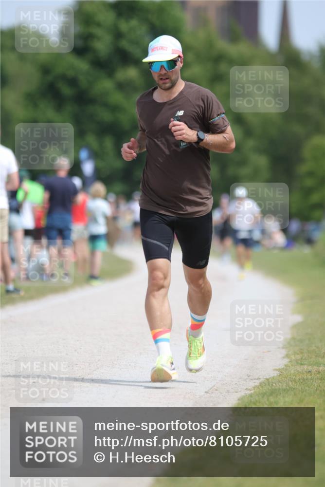 22.06.2025 - Viking Triathlon H.Heesch http://msf.ph/oto/8105725 22.06.2025 14:08:27 Laufen 645 meine-sportfotos.de