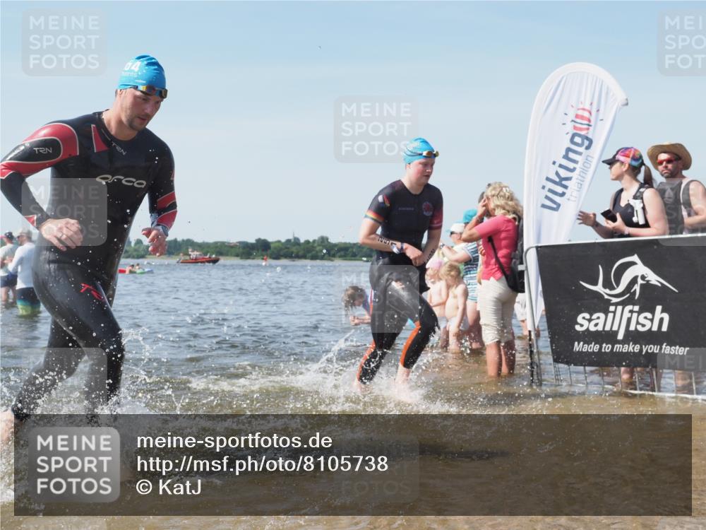 22.06.2025 - Viking Triathlon KatJ http://msf.ph/oto/8105738 22.06.2025 10:36:40 Schwimmen 42, 232, 251, 332 meine-sportfotos.de