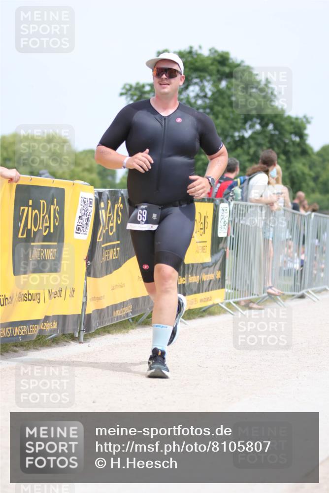 22.06.2025 - Viking Triathlon H.Heesch http://msf.ph/oto/8105807 22.06.2025 13:47:28 Laufen 69, 651 meine-sportfotos.de