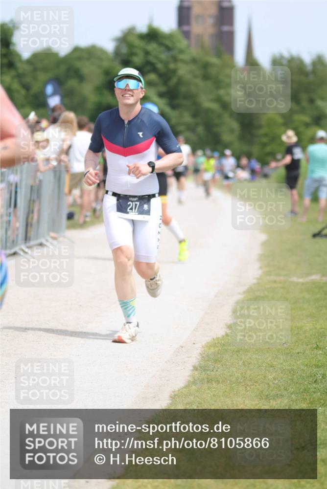 22.06.2025 - Viking Triathlon H.Heesch http://msf.ph/oto/8105866 22.06.2025 14:09:18 Laufen 125, 192, 217 meine-sportfotos.de