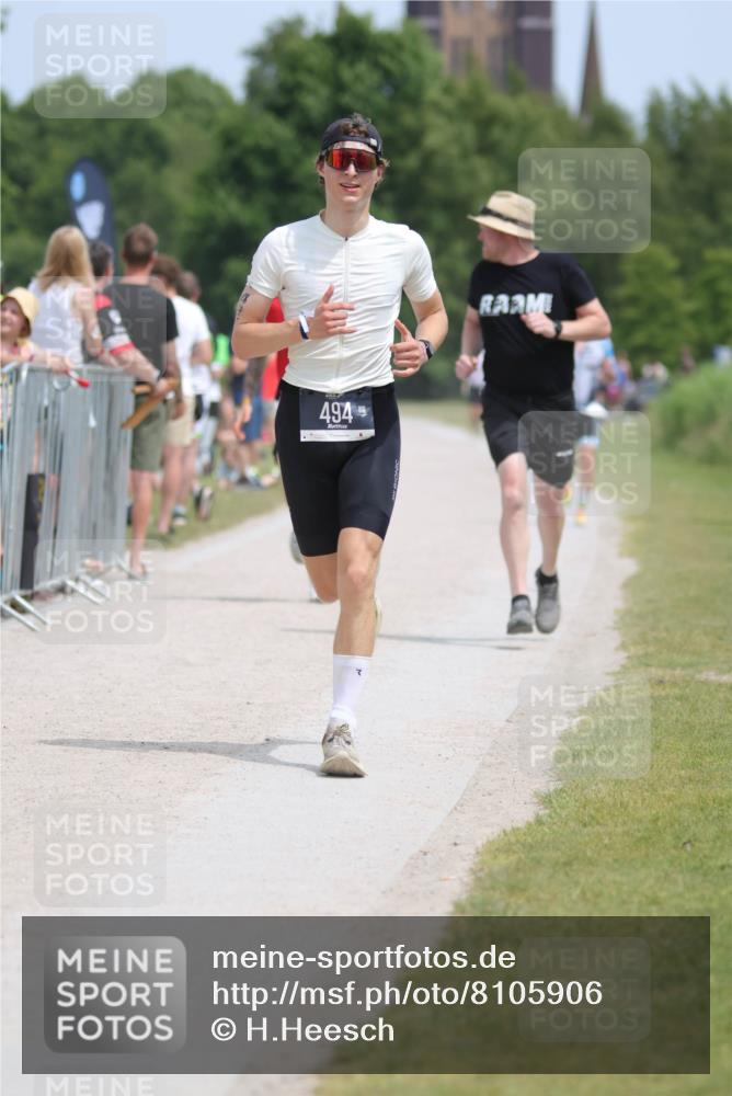 22.06.2025 - Viking Triathlon H.Heesch http://msf.ph/oto/8105906 22.06.2025 14:09:29 Laufen 494, 553, 641 meine-sportfotos.de