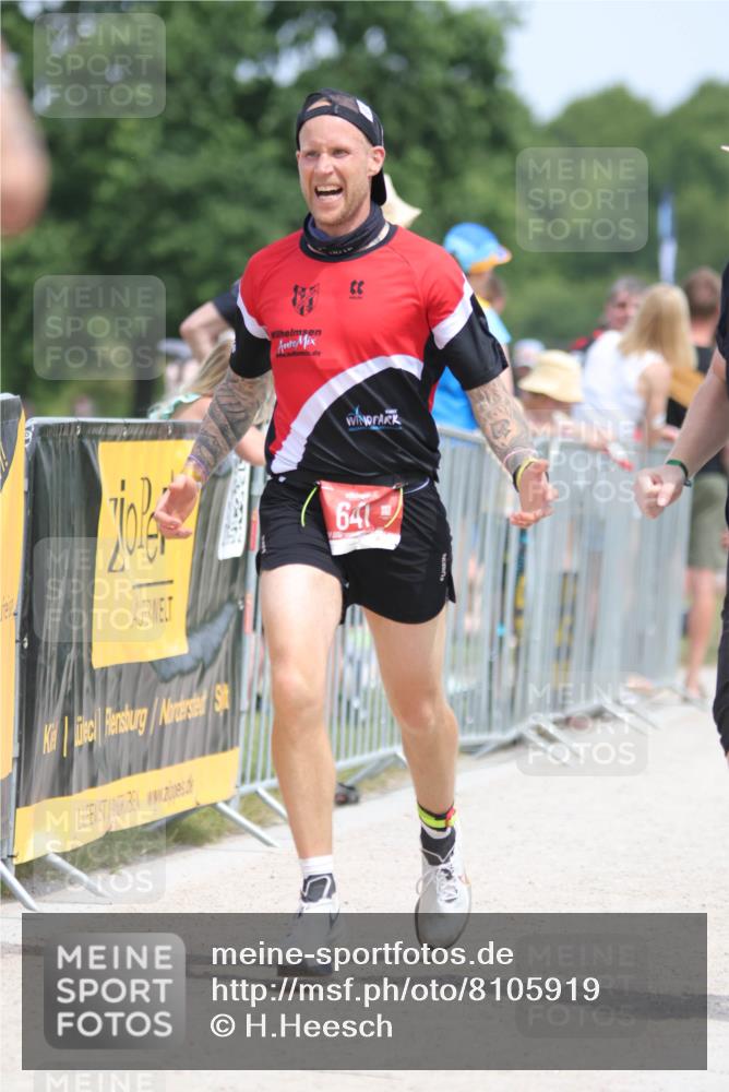 22.06.2025 - Viking Triathlon H.Heesch http://msf.ph/oto/8105919 22.06.2025 14:09:31 Laufen 361, 494, 553, 641 meine-sportfotos.de