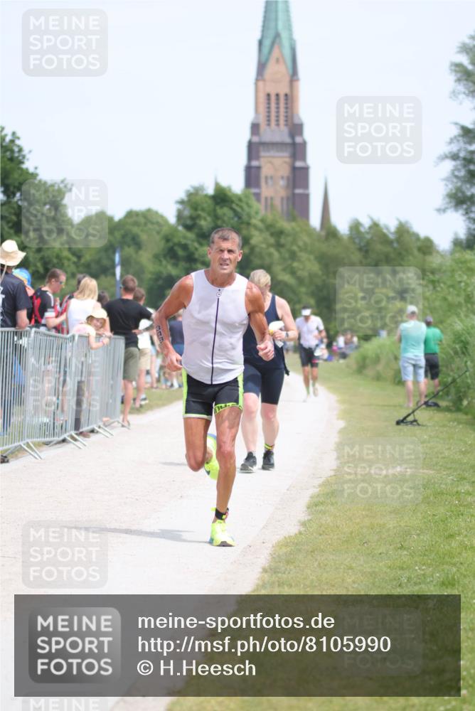 22.06.2025 - Viking Triathlon H.Heesch http://msf.ph/oto/8105990 22.06.2025 14:09:46 Laufen 65, 324, 349, 475 meine-sportfotos.de