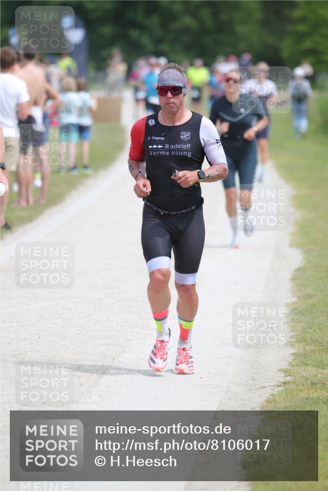 22.06.2025 - Viking Triathlon H.Heesch http://msf.ph/oto/8106017 22.06.2025 13:49:33 Laufen 20, 39, 249, 491, 604 meine-sportfotos.de