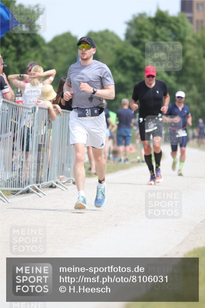 22.06.2025 - Viking Triathlon H.Heesch http://msf.ph/oto/8106031 22.06.2025 14:10:10 Laufen 31, 78, 416, 625 meine-sportfotos.de
