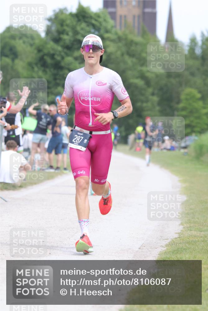 22.06.2025 - Viking Triathlon H.Heesch http://msf.ph/oto/8106087 22.06.2025 14:27:56 Laufen 146, 287, 543 meine-sportfotos.de