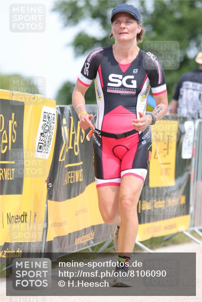 22.06.2025 - Viking Triathlon H.Heesch http://msf.ph/oto/8106090 22.06.2025 14:10:55 Laufen 310, 639 meine-sportfotos.de