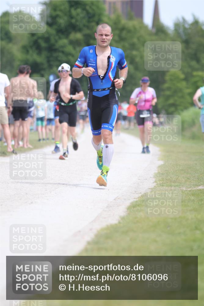 22.06.2025 - Viking Triathlon H.Heesch http://msf.ph/oto/8106096 22.06.2025 13:50:05 Laufen 117, 312, 347, 525 meine-sportfotos.de