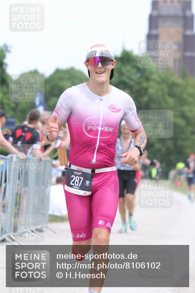 22.06.2025 - Viking Triathlon H.Heesch http://msf.ph/oto/8106102 22.06.2025 14:27:57 Laufen 146, 287, 543 meine-sportfotos.de