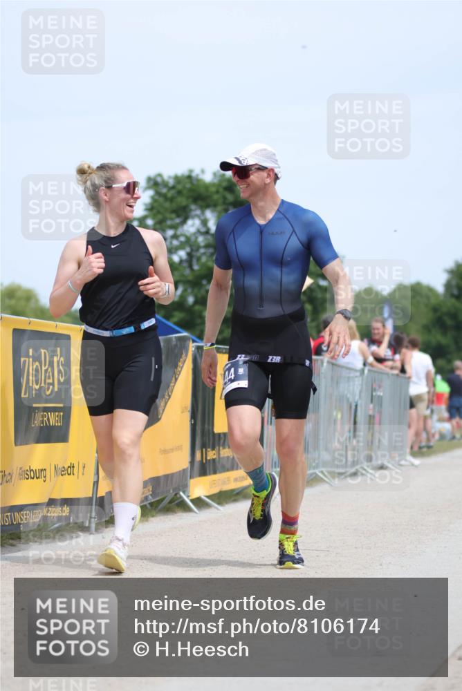 22.06.2025 - Viking Triathlon H.Heesch http://msf.ph/oto/8106174 22.06.2025 14:11:09 Laufen 294, 344 meine-sportfotos.de