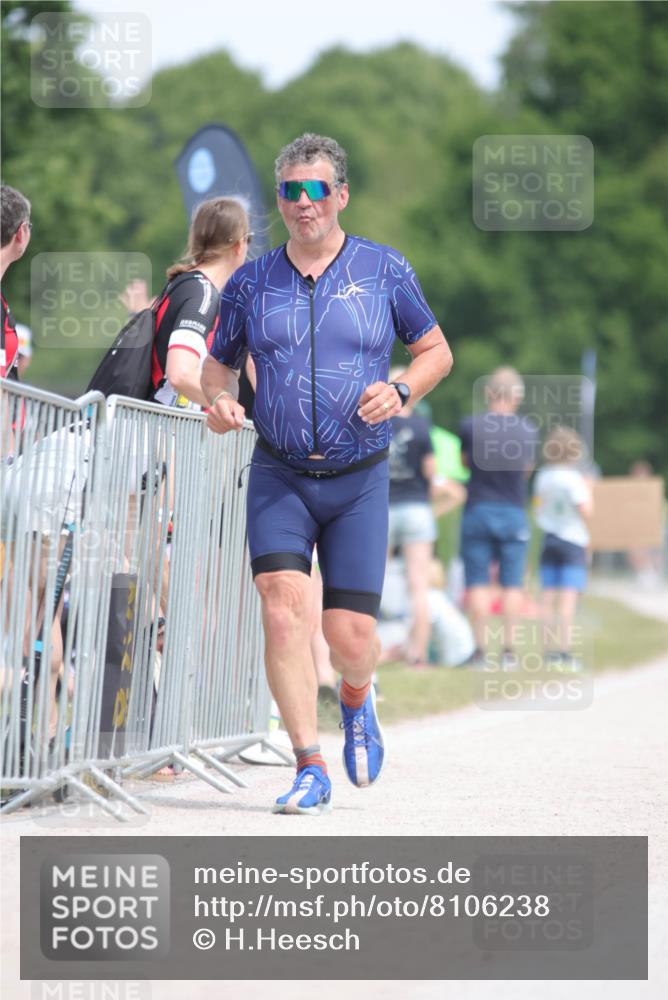 22.06.2025 - Viking Triathlon H.Heesch http://msf.ph/oto/8106238 22.06.2025 14:11:34 Laufen 449 meine-sportfotos.de