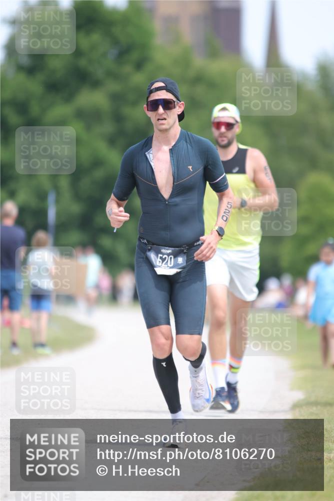 22.06.2025 - Viking Triathlon H.Heesch http://msf.ph/oto/8106270 22.06.2025 14:11:53 Laufen 520, 607 meine-sportfotos.de